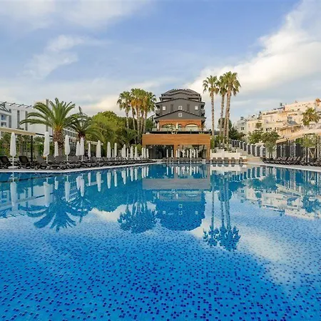 Hotel Thalia Unique 4*