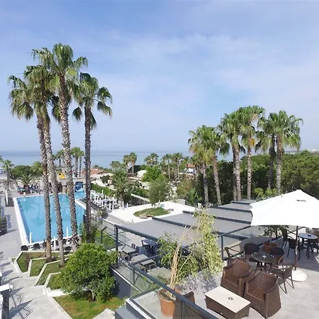 Hotel Thalia Unique 4*